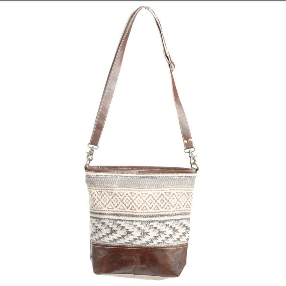 Vintage Tapestry Fabric With Leather Trim & Zipper Closure - bucket bag